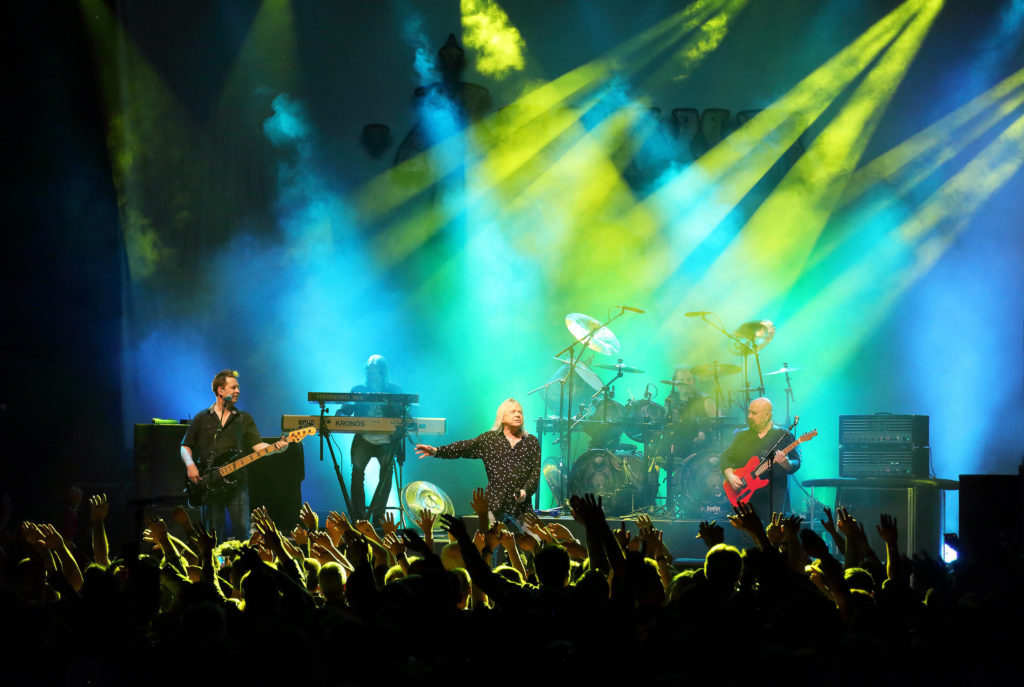 Magnum Live