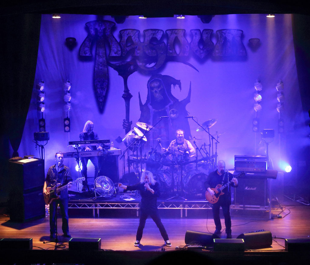Magnum Live Shot