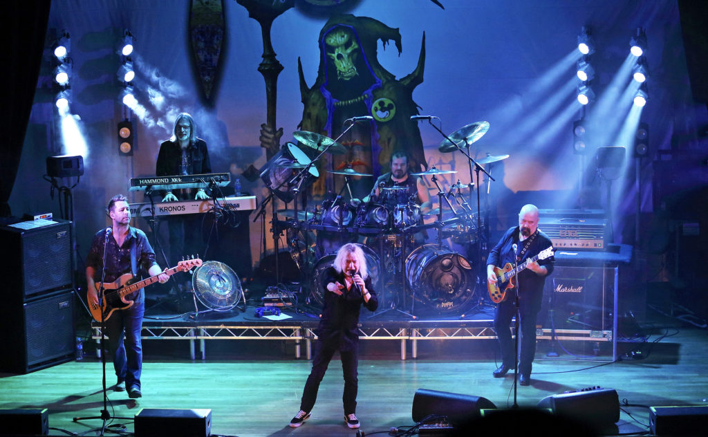 Magnum Live Shot