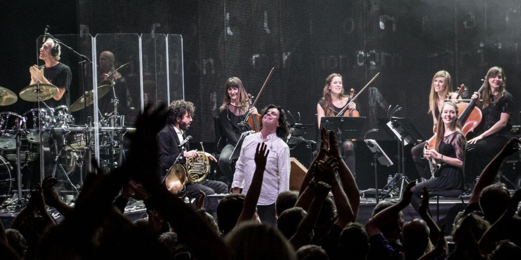 marillion live band pic