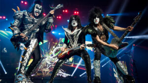 kiss live promo pic