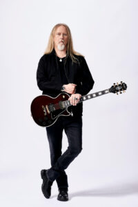 jerry cantrell with the epiphone wino les paul custom